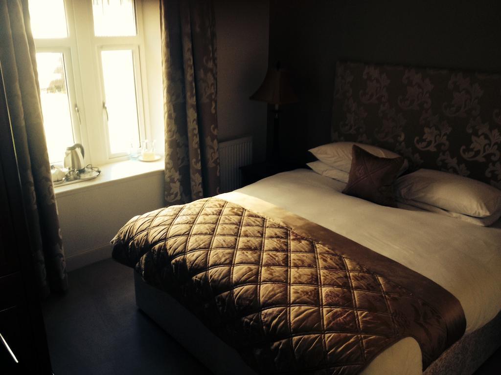 Mansion House Hotel Elgin Quarto foto